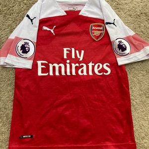 Ladies Arsenal Jersey